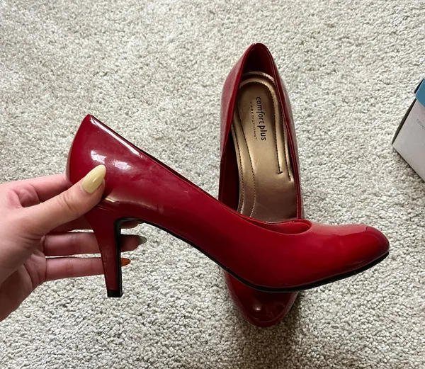 Comfort plus Red Heels - Image 3