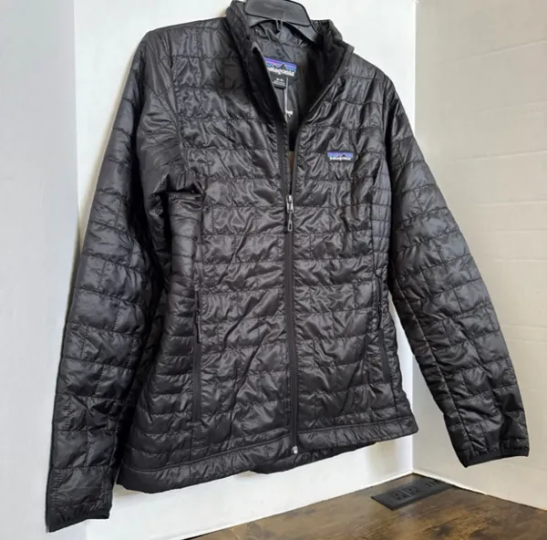 Patagonia Women’s Nano Puff Jacket Black Size Medium - Image 2