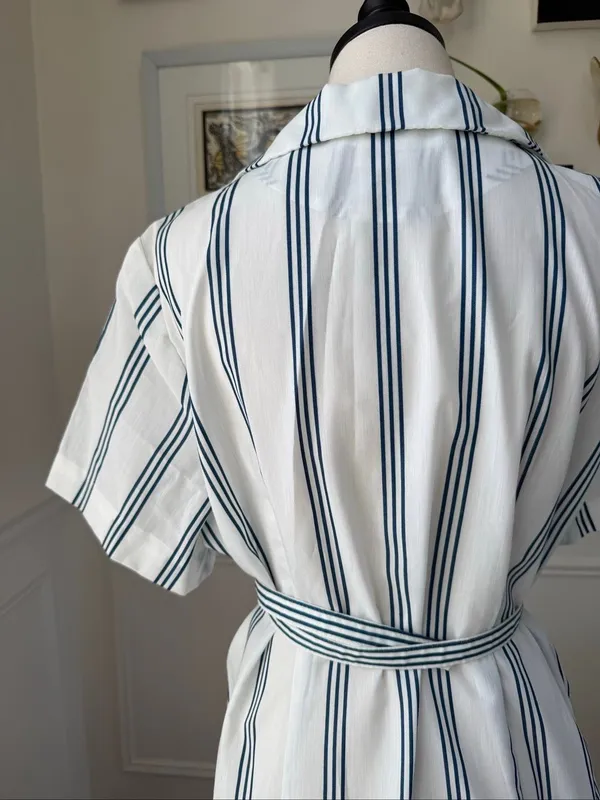 Vintage 70s British Lady House Dress White Blue Stripe 22 2X 3X - Image 4