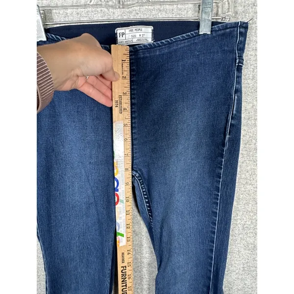 Free‎ People Jeans 27 Womens Blue Pull On Flare Stretch Denim Rough Hem Hippie - Image 11