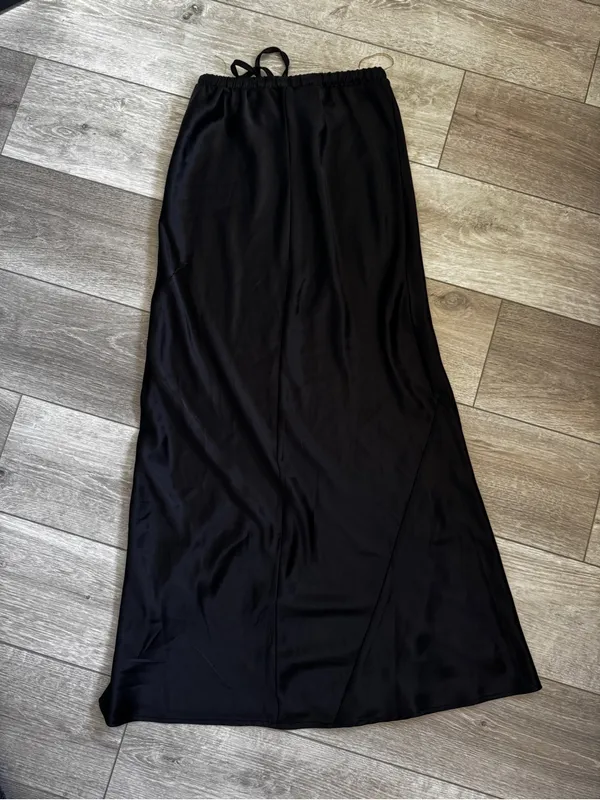 Women's Black Maxi Skirt with Drawstring Waist - Image 3