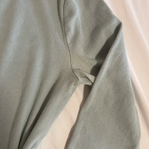 Aritzia Long Sleeve - Image 3