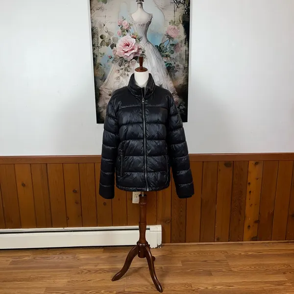 Super Nice Guess Black Puffer Coat! - Image 3