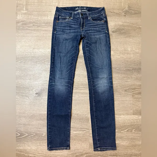 •AMERICAN EAGLE• SKINNY JEANS - Image 2