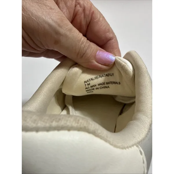 Madden Girl Natlie Sneakers Womens Size 7M White Grey Preowned - Image 13
