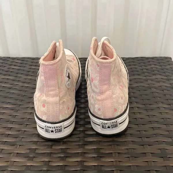 Converse platform, Eva lift sneakers, US size 6 ￼ - Image 2