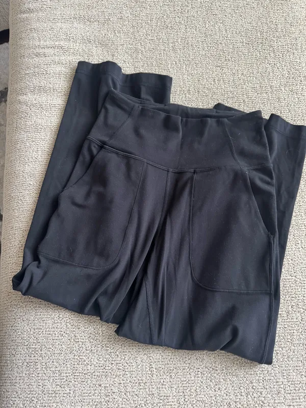 Lululemon Black High-Rise Cropped Wide-Leg Pant - Image 3