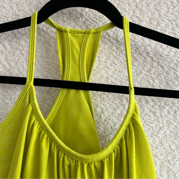 Lululemon Women’s‎ Lime Green No Limits Sports Bra Tank Top Size 8 - Image 6