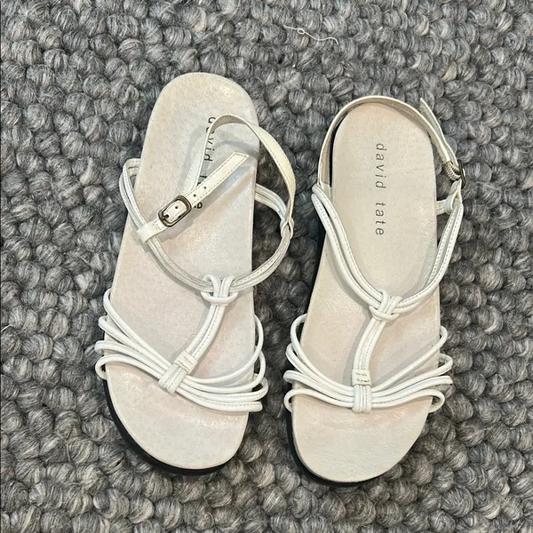 David Tate Cream Strappy Leather Flat Sandals Size 7 - Image 3