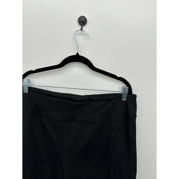 Duluth Trading Co Noga Black Cargo Shorts Womens XL Supplex Nylon Spandex - Image 5