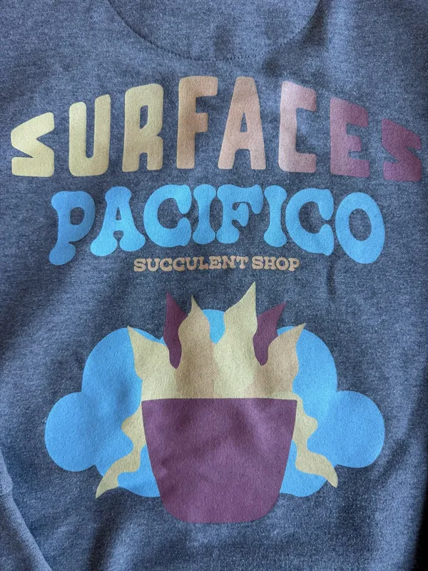 Surfaces Merch Gildan Sweatshirt Gray Size M - Image 5