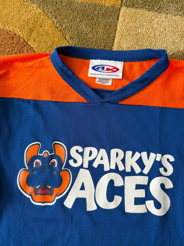 NWOT New York Islanders Hockey NHL Sparky Jersey Shirt Top Kids Youth Size XL - Image 2