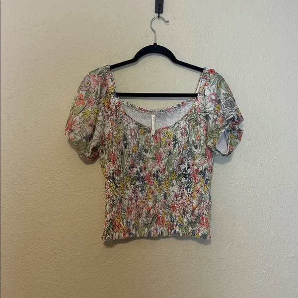 Anthropologie Aurelia Floral Smocked Top Size Medium Petite‎ - Image 2