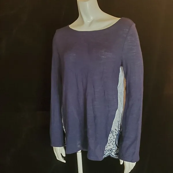 Caslon Blue & White Embroidered Back Long Sleeve Blouse (M) - Image 3