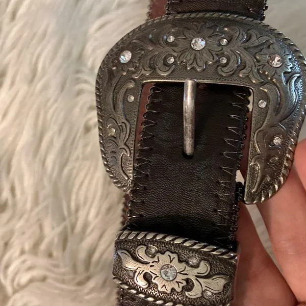Women's Cowgirl Tooled 1781 leather belt size M length 40” - Image 12