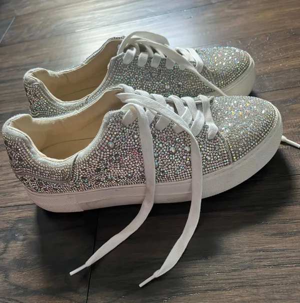 Betsey Johnson Shoes - Image 2