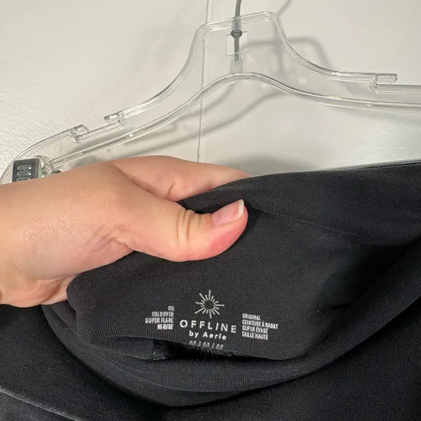Aerie Offline Black High Rise OG Foldover Super Flare Yoga Pants Leggings Medium - Image 3