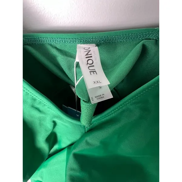 NWT! Yonique XXL Kelly Green Twist Front Tankini Top Swim V-Neck Adjustable Chic - Image 2