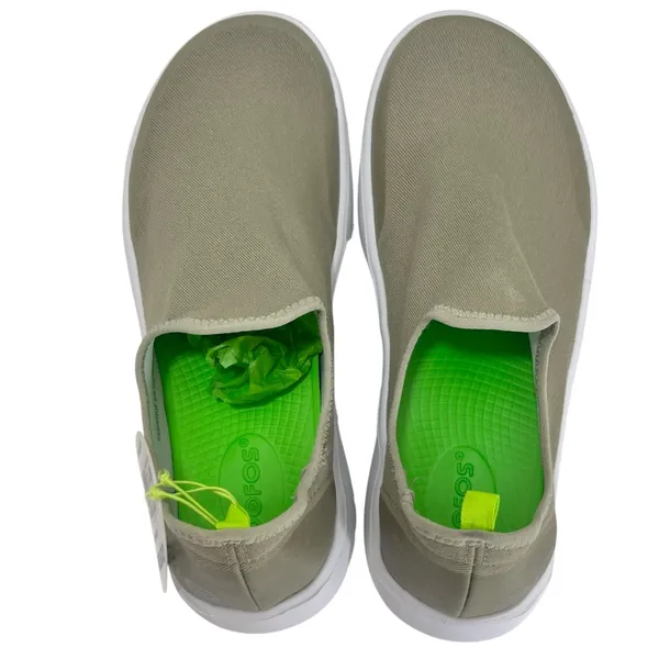 OOFOS OOMG Eezee recovery sneaker shoes in sage green - Image 8