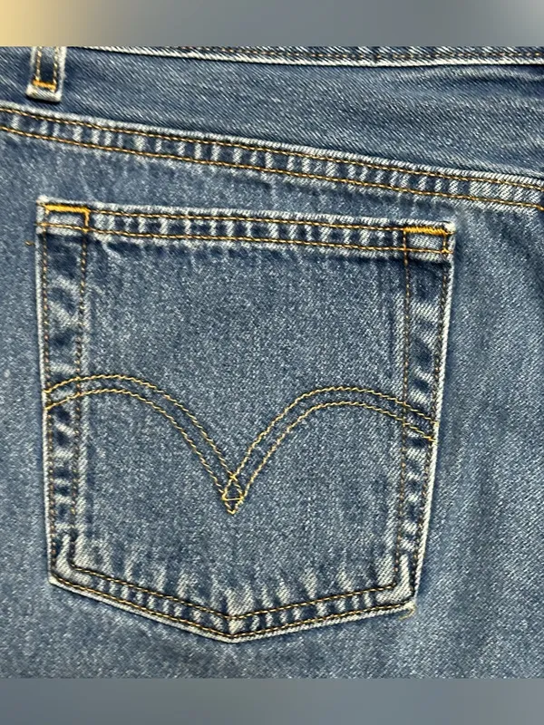 LEVI’S Vintage 501 jorts size 16 Jean shorts 2003 - Image 10