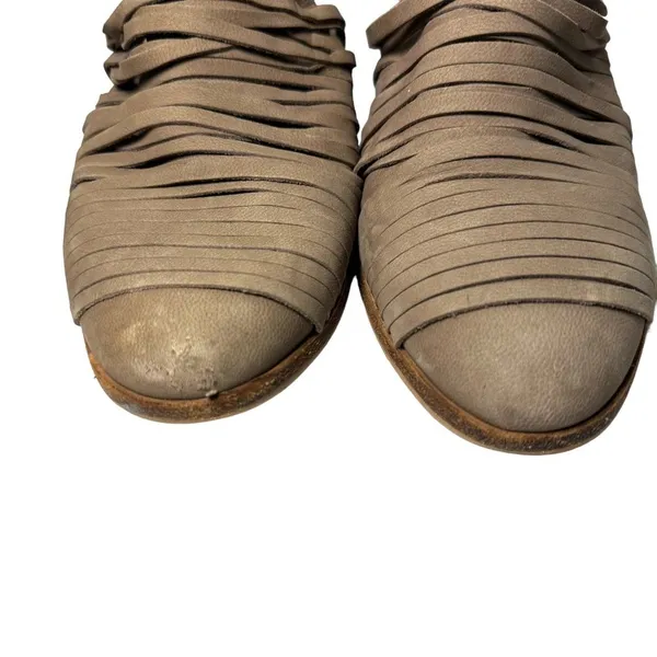 Vince Camuto Women's Sz 7.5 Pamelle Boot Tan Taupe Nubuck Sliced Leather Cutouts - Image 9