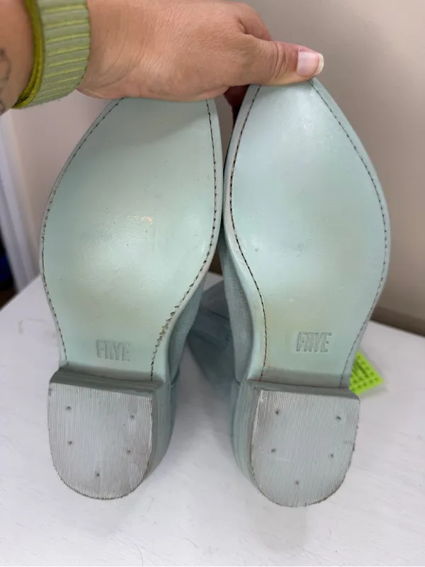 Frye Billy Short Baby Blue Suede Leather Western Boots Size 6 - Image 4
