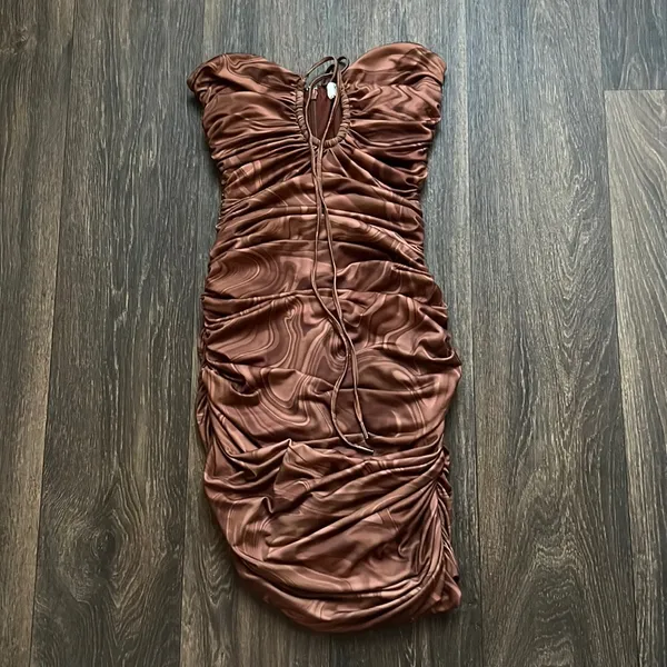 House of CB Brown Swirl Mini Dress - Image 2