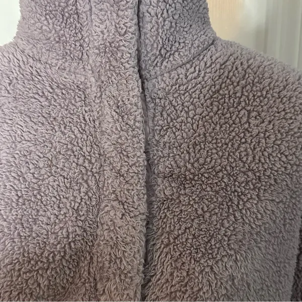H&M Women’s Fleece Purple Size Small Polyester - Image 3