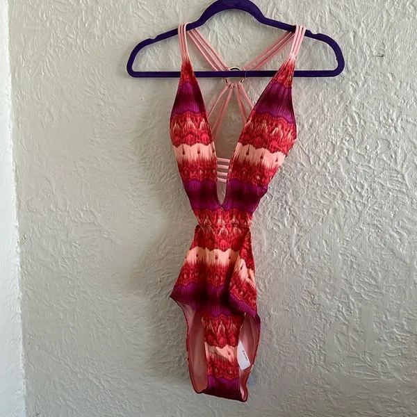 Abercrombie and Fitch Swimsuit One Piece Cutout Pink Ikat - Image 2