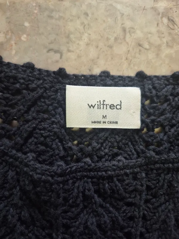Wilfred aritzia winter Black Sour long sleeve knitted Sweater black size Medium - Image 3