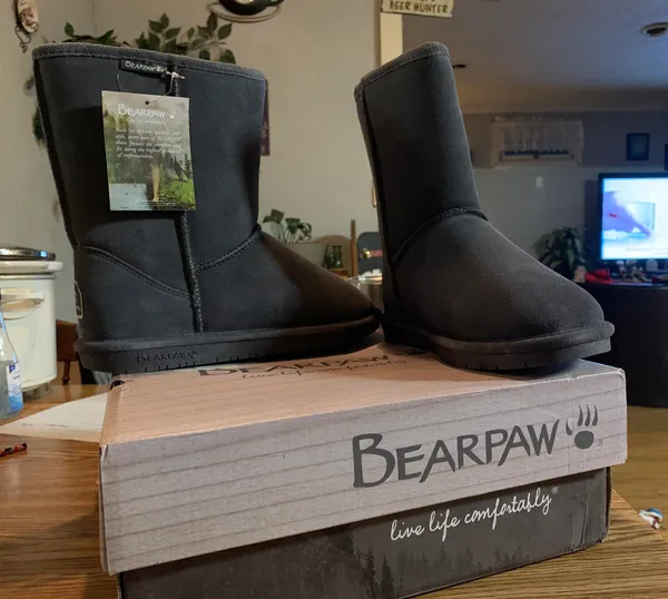 Boots - Image 2