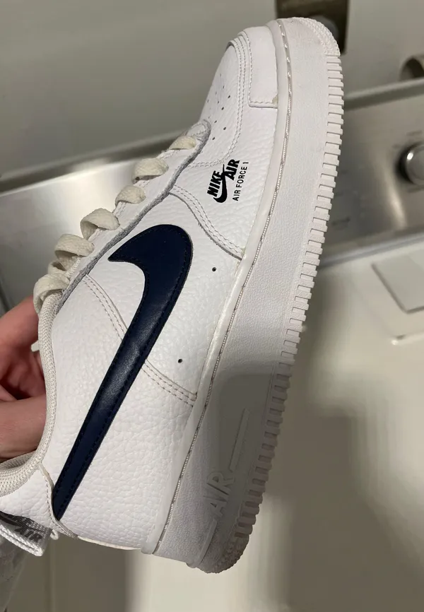 Nike Air Force 1 - Image 4
