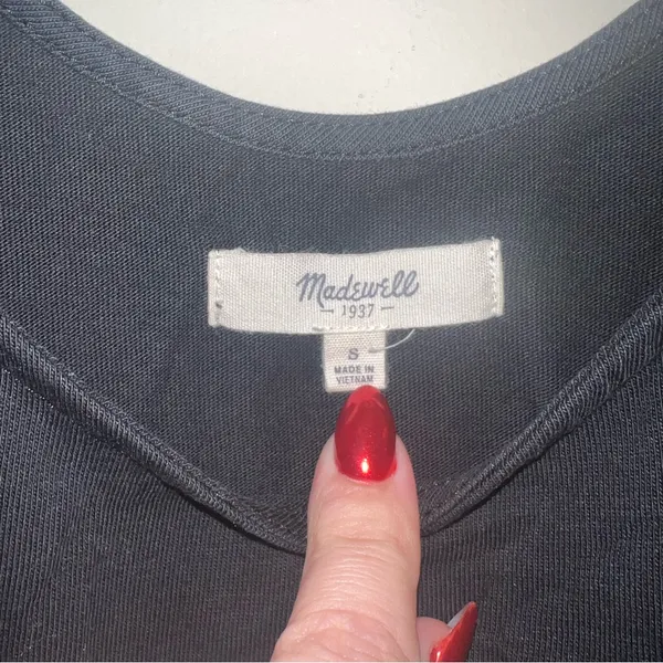 Madewell Black Curved Hem Tank Top with Side Slits‎ - Size Small - Image 6