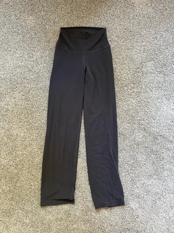 Aritzia Butter High Rise Flare 32’’ Legging - Image 2