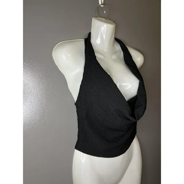 PrettyLittleThing Tank Top Womens 8 Black Textured Halter Cropped Stretch - Image 2