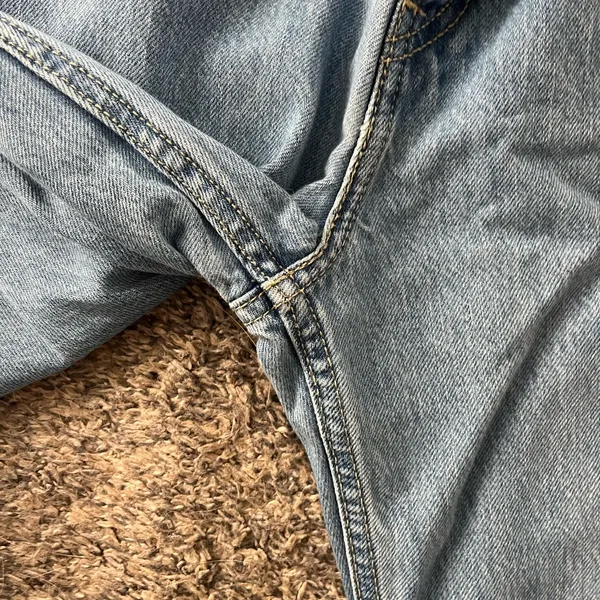 Classic Blue Low Pro Levi’s Straight Women's Jeans - Image 6