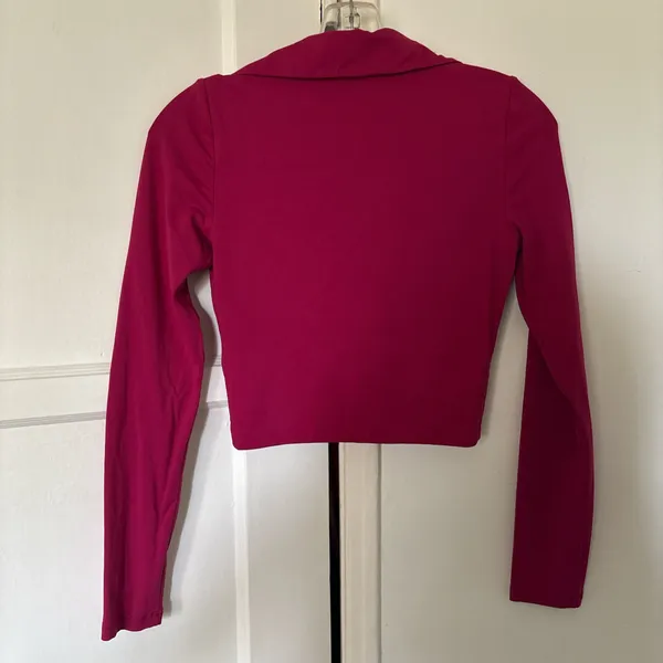 Aritzia Pink Long Sleeve Top Babaton V-Neck - Image 3