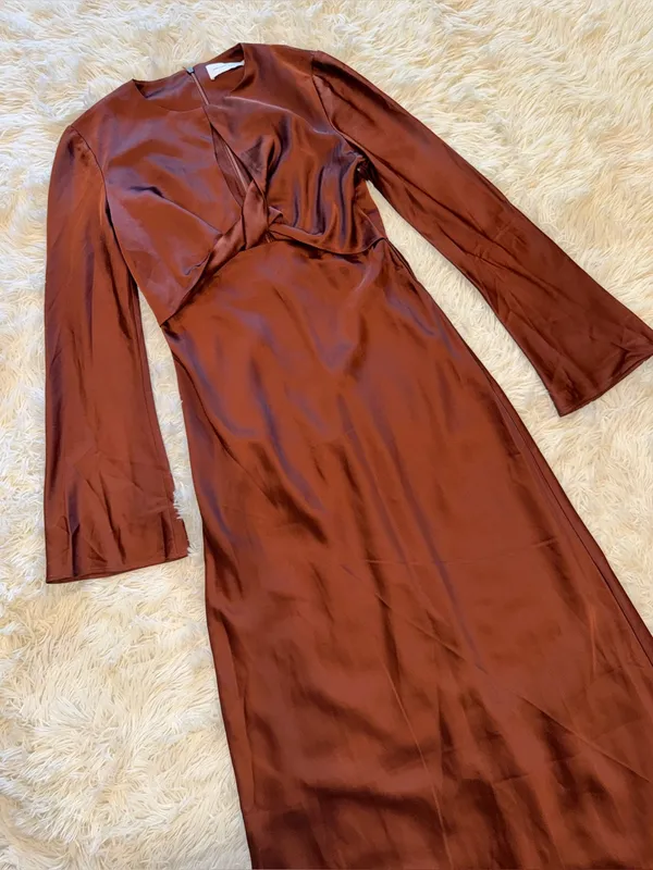 NEW Significant Other Molly Satin Cutout Long Sleeves Dress Sz 6 - Image 6