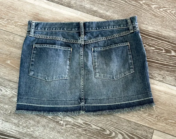 Old Navy Sz 8 Way Too Cute Blue Jean Mini Skirt - Image 5