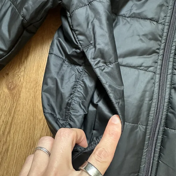 Lululemon Women's Black Reversible Insulated Bomber Jacket Size 2 - Image 6