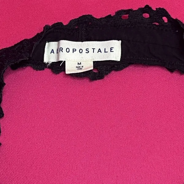 Aeropostale Black Floral Lace Halter Bralette Crop Top Scalloped Trim Medium - Image 3