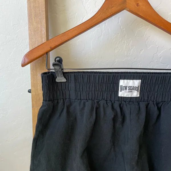 SheIn Black High-Waist Elastic Casual Lounge Shorts - Image 3