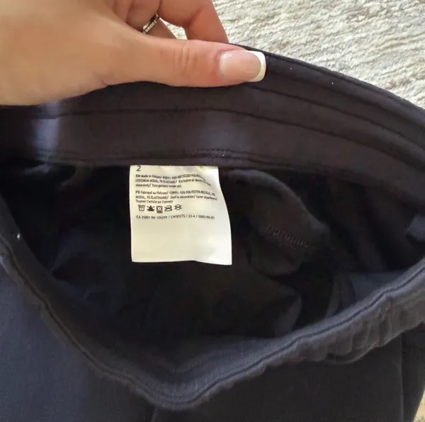 Lululemon Black Softstreme Pants (Size 2) - Image 3
