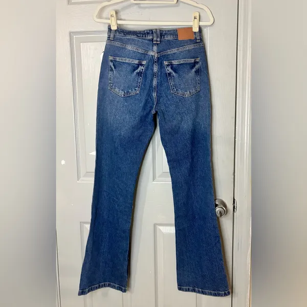 Bootcut ZARA Blue Mid Waist Flare Leg Jeans Women’s light wash Stretch NWT Sz 2 - Image 6