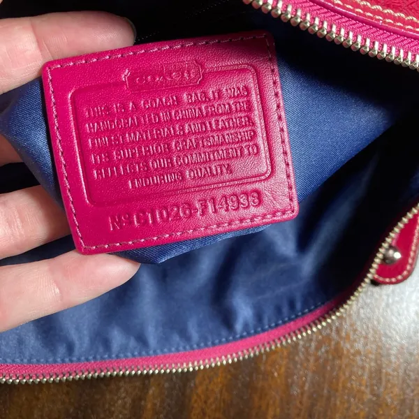 COACH LAURA signature patent top Pink and Blue Women's SHOULDERBAG tote - Image 6