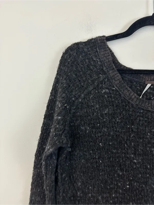 Free People Charcoal Nubby Knit Women's Sweater V-Neck Size Small Women's - Image 2