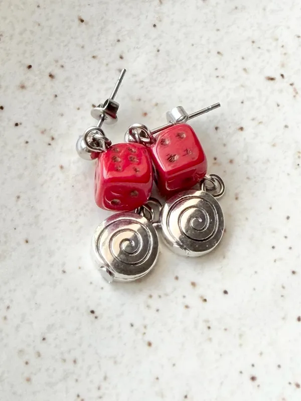 Handmade y2k funky unique red dice Czech glass & swirl dangle earrings ❤️🌀 - Image 3
