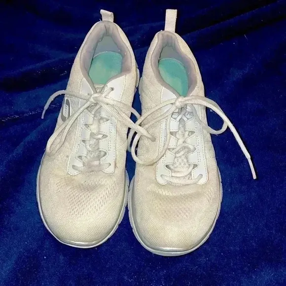 Skechers Memory Form Sneakers - Image 2