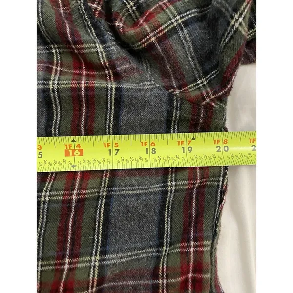 L.L. Bean Gray Stewart Plaid Flannel Slightly Fitted Shirt Womens Size Medium - Image 8