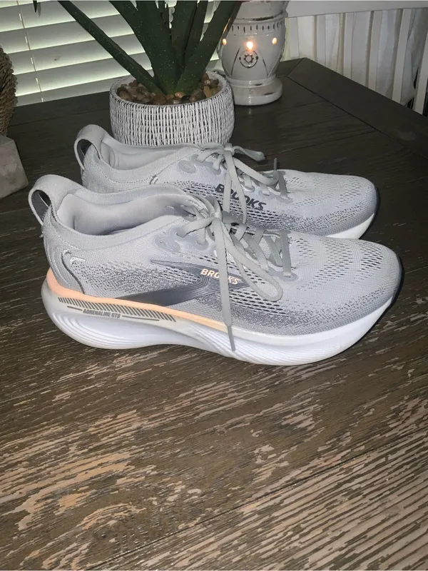Brooks Adrenaline GTS 2025 Grey/Blackened Pearl/Coral 8.5 - Image 4